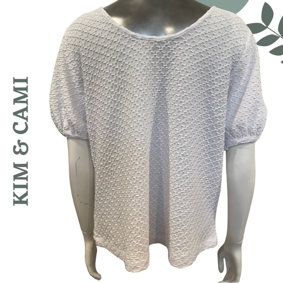 🛍️3/$40 Kim & Cami White Puff Sleeve Textured Top | Honeycomb Texture Size M - Picture 4 of 6